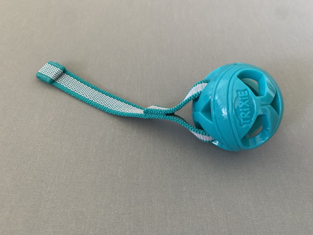 Wabenball am Seil, TPE (Artikelnummer 33545)